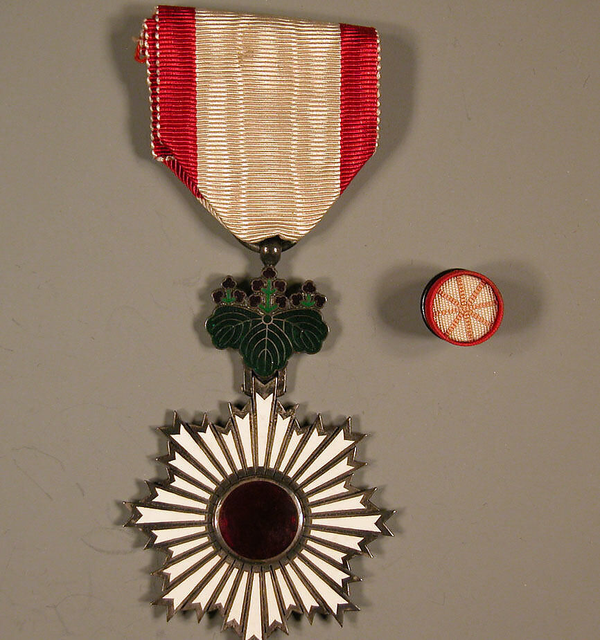 Insignia and Button, White ribbon with red borders, Japan 