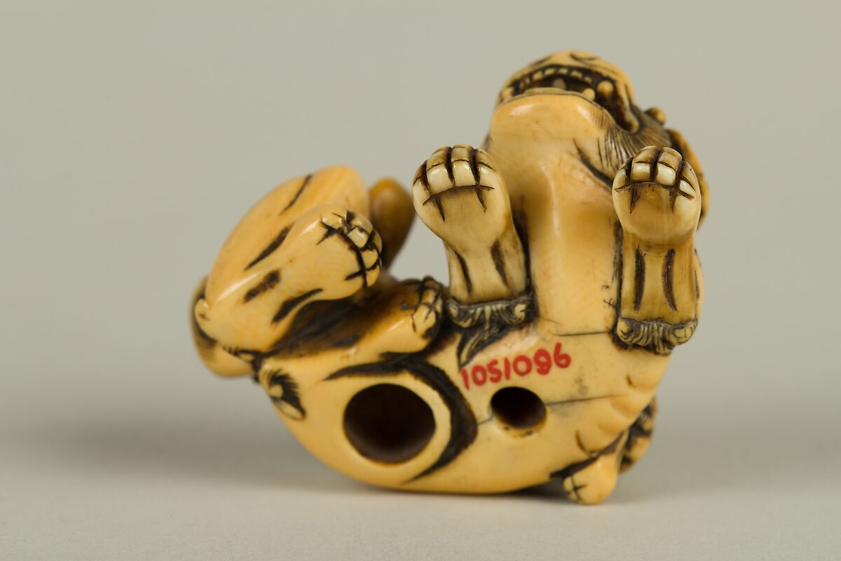 Netsuke of Lion with a Cub, Ivory, Japan