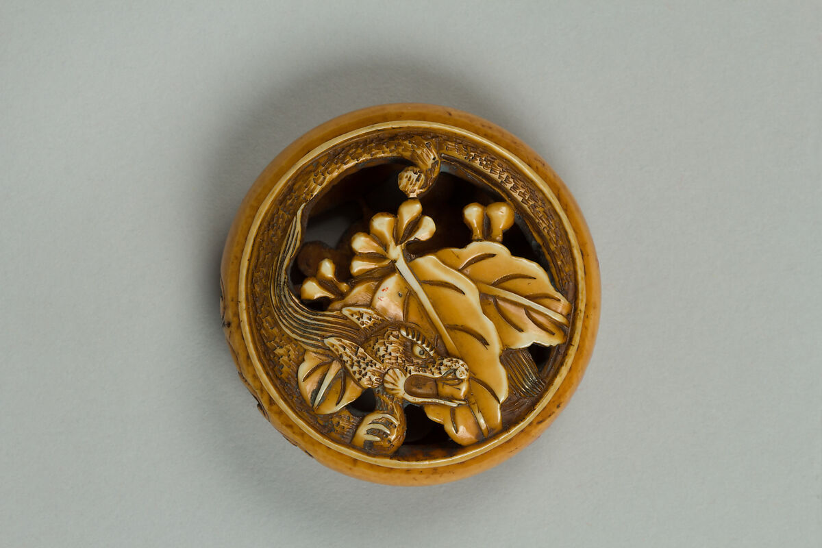 Netsuke, Ivory, stained, Japan 