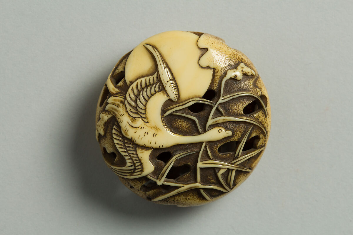 Netsuke of Goose in Flight against Moon, Ryūsa (Japanese, active late 18th century), Ivory, Japan 