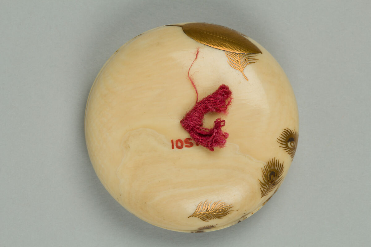 Netsuke, Ivory ornamented with lacquer, Japan