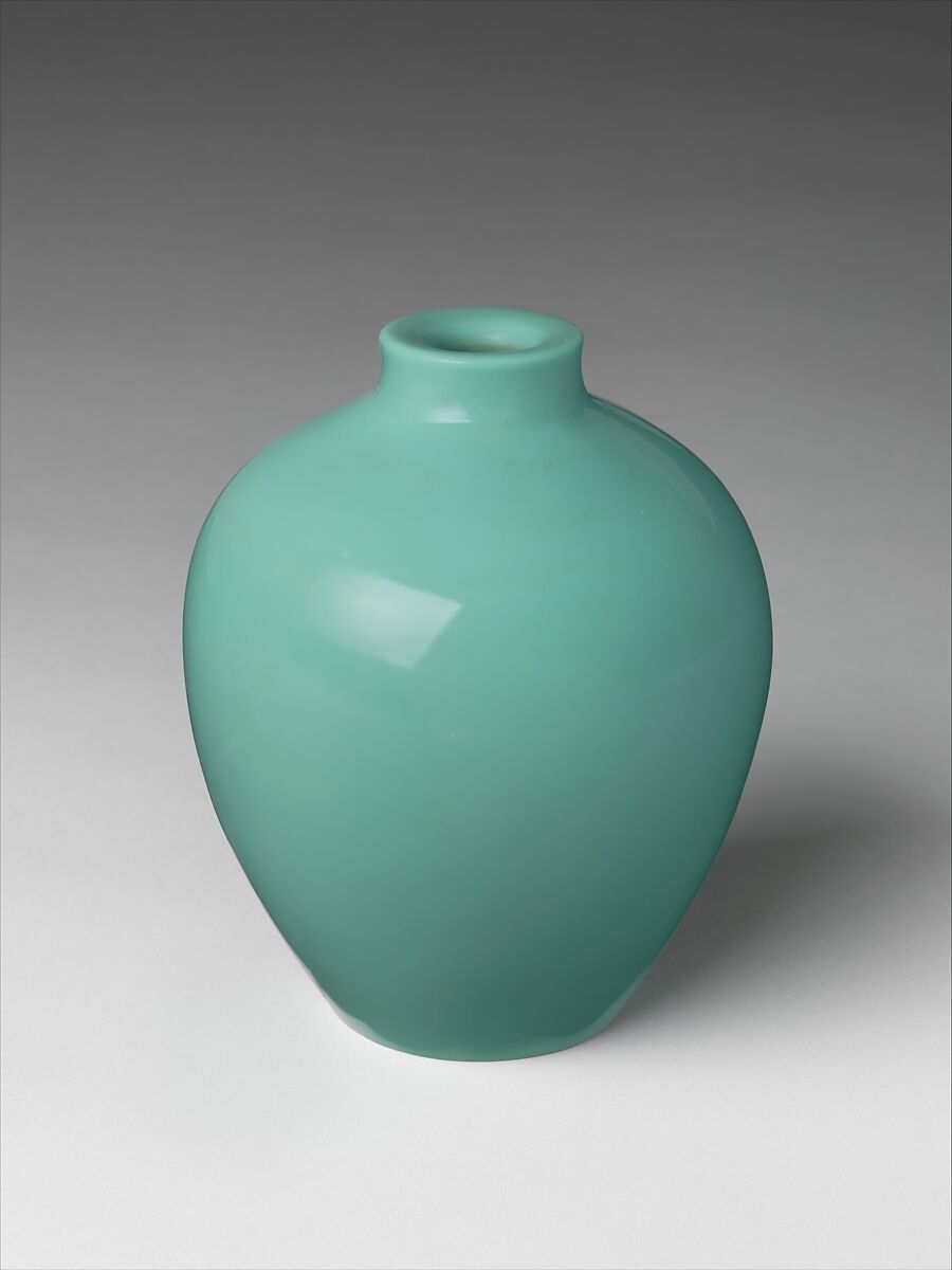 Vase, Opaque blue-green glass, China 