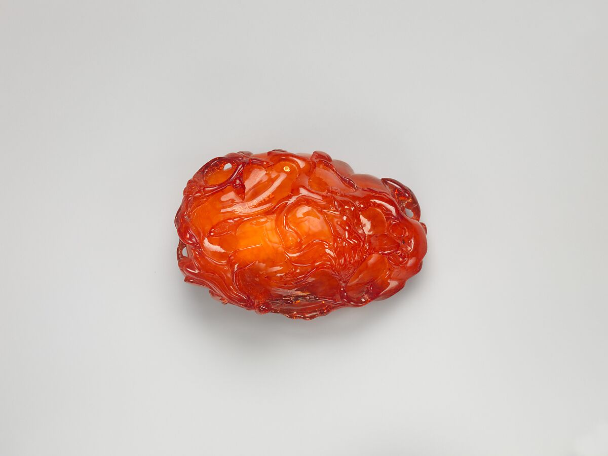 Dish in the Shape of a Lotus, Amber, China