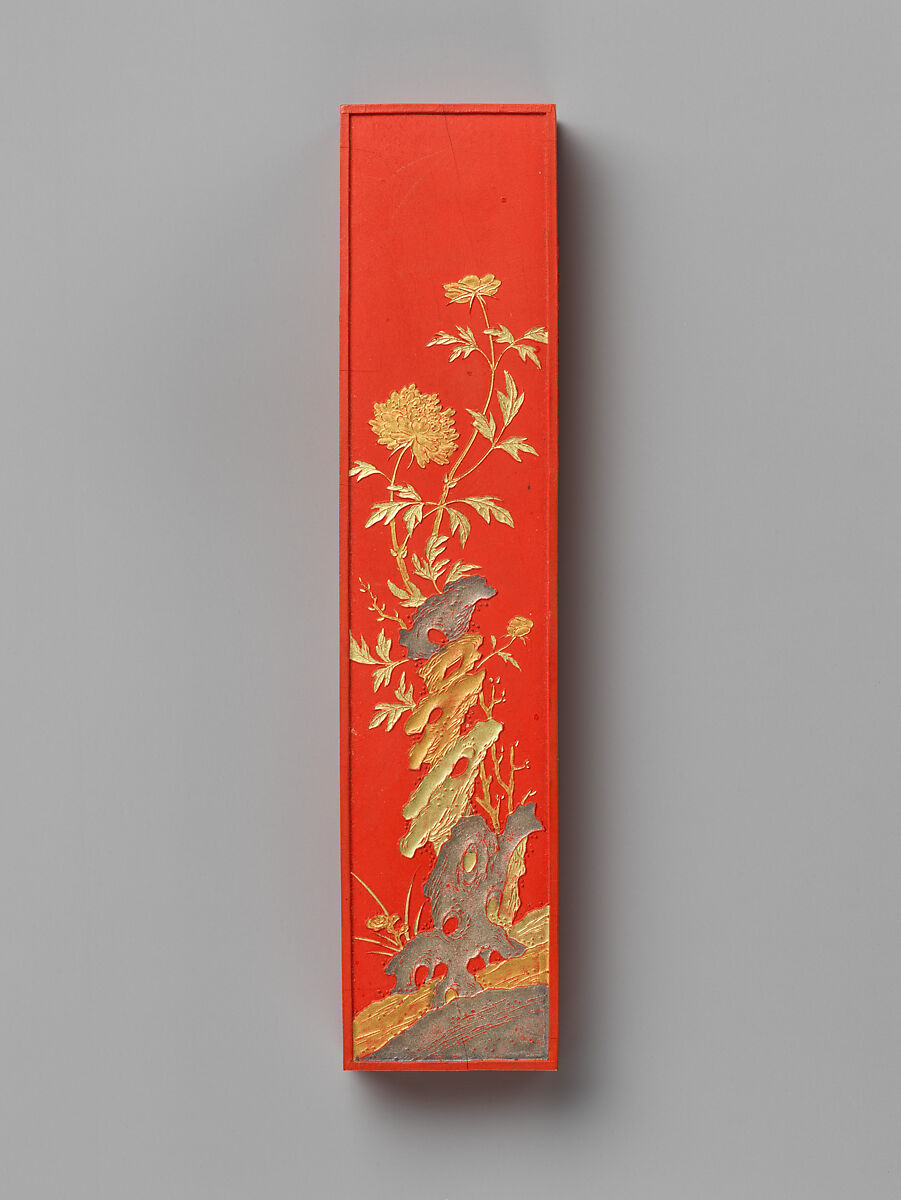 Set of pigment tablets decorated with peony, rock, and magic fungus, Pigment, lacquer box, silk lining, China