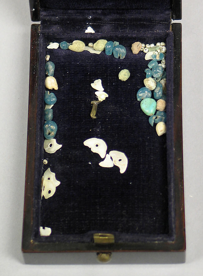 Box of Remnants, Seed pearls, glass beads, paste beads, mother-of-pearl, China 