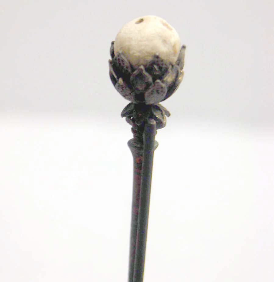 Hairpin, Gilt silver, pearl, China