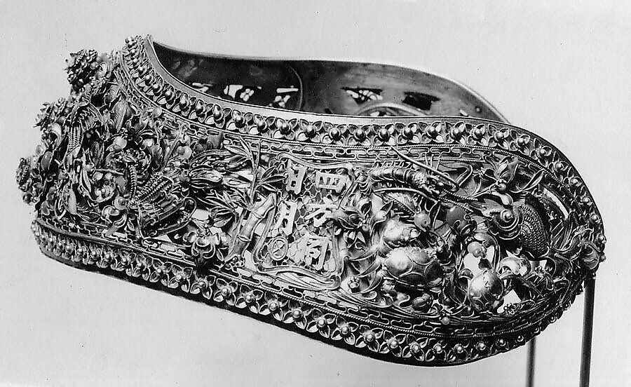 Burial Crown, Gilt silver, China