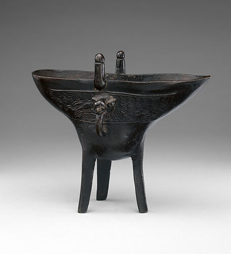 Ritual wine cup (jue)