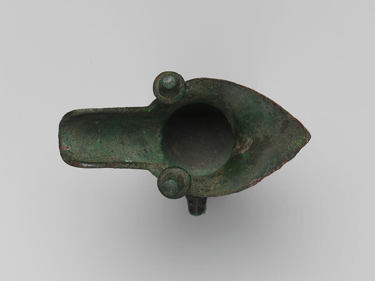 Wine warmer (jue) in ancient style, Bronze with artificial patina, China