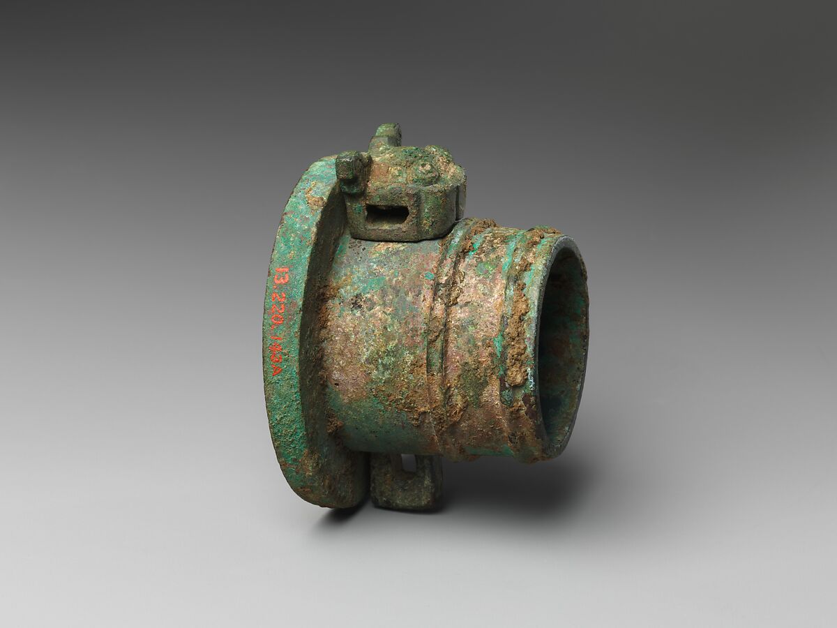Chariot axle cap and linchpin, Bronze, China