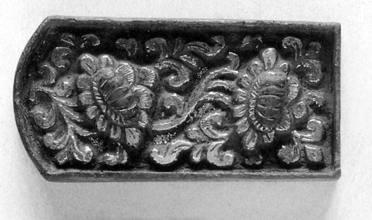 Decorative belt plaque, Gilt bronze, China