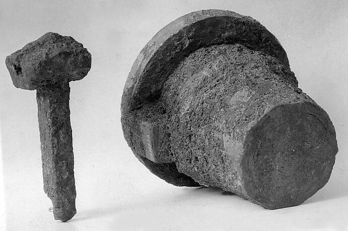 Hub with Pin, Bronze, China