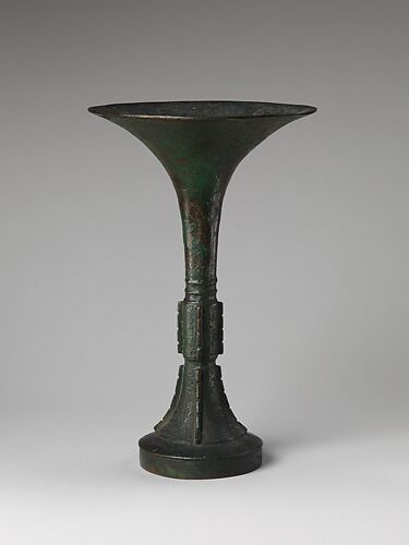 Vase in the shape of an archaic vessel (gu)