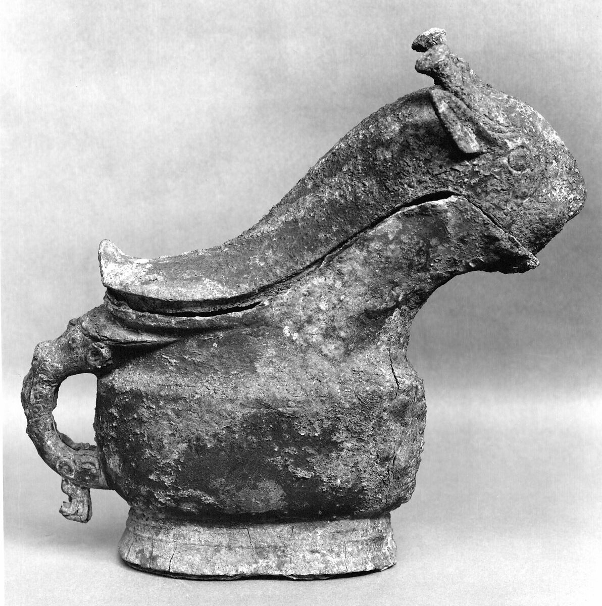 Wine Pouring Vessel (Gong), Bronze, China 