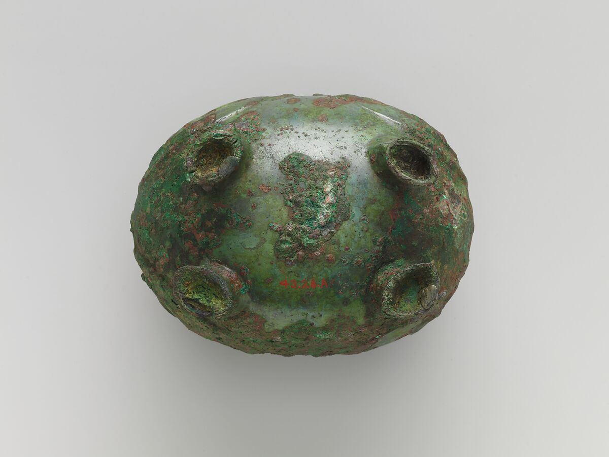 Wine cup in the shape of addorsed owls (Zhi), Bronze, China
