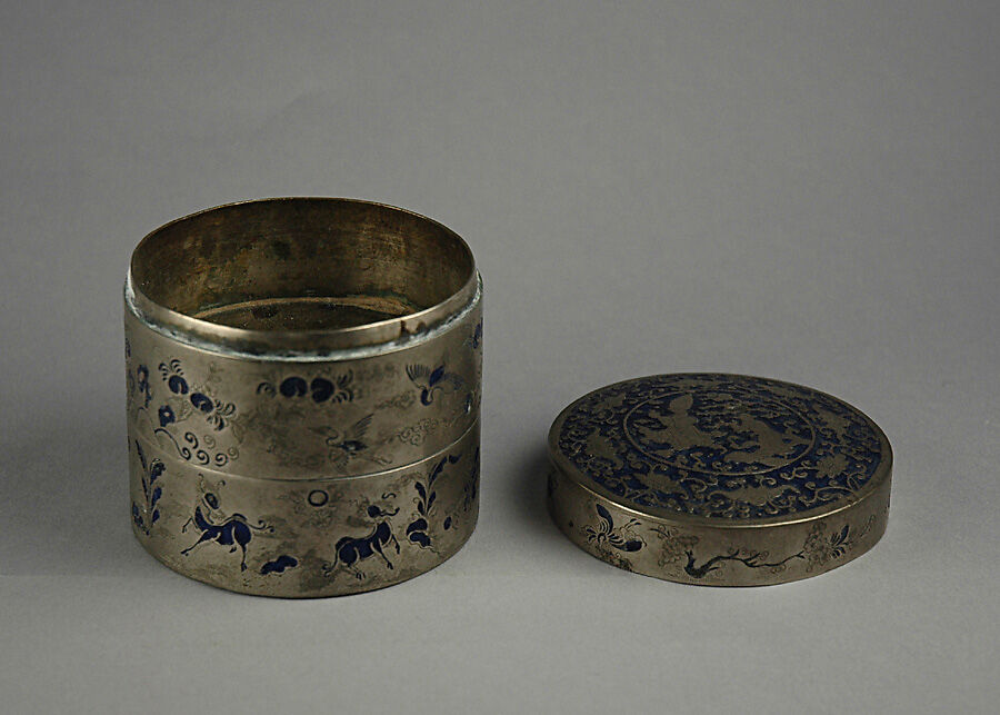 Tiered Box, Painted enamel on paktong (German silver), China