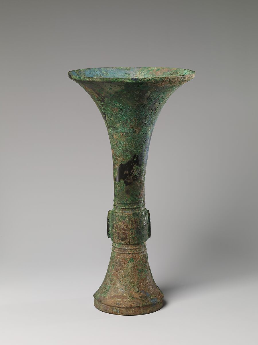 Wine beaker (gu), Bronze, China