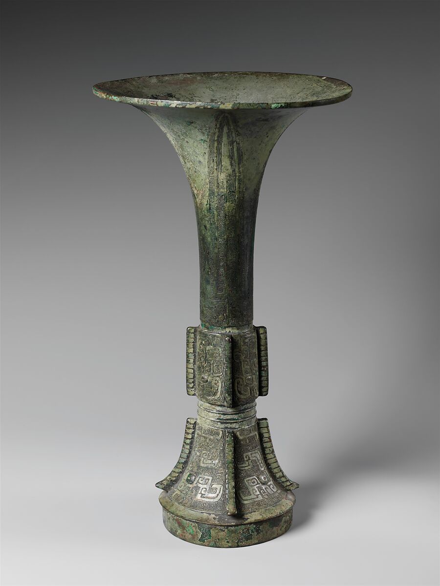 Wine beaker (gu), Bronze, China