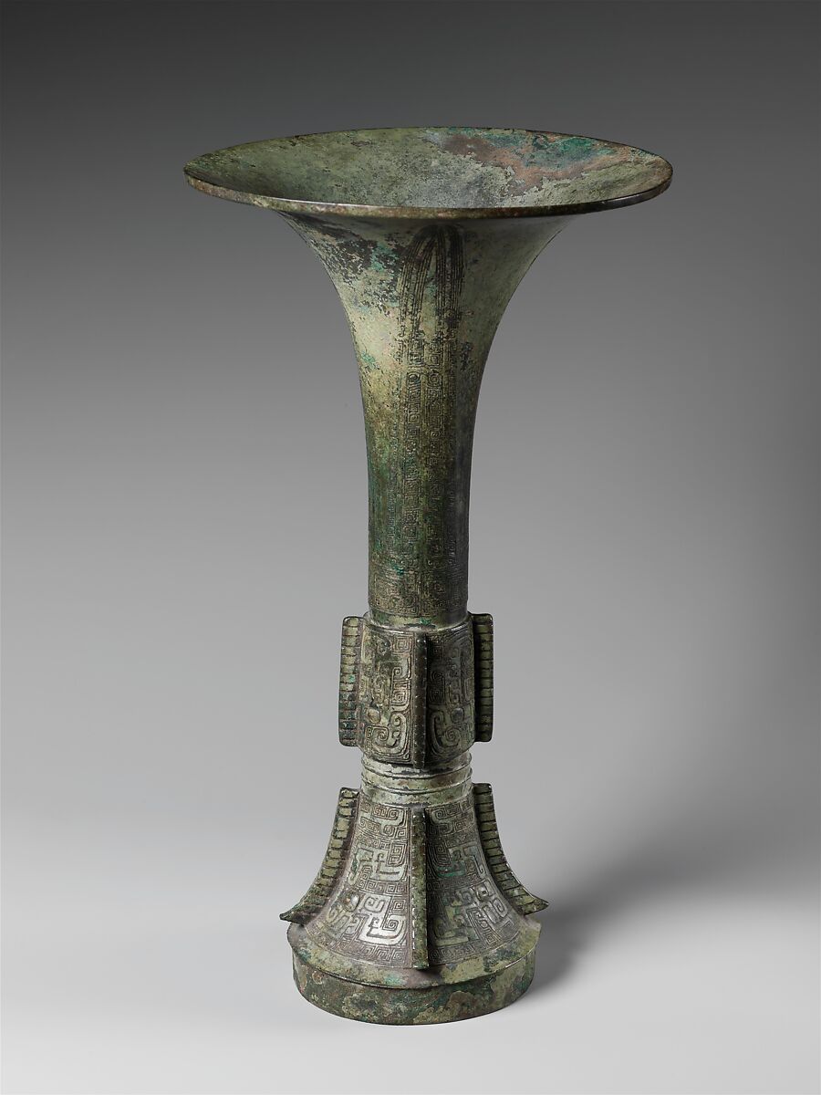 Wine beaker (gu), Bronze, China