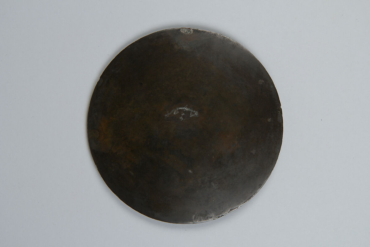 Mirror with deities and mythical creatures, Bronze, China