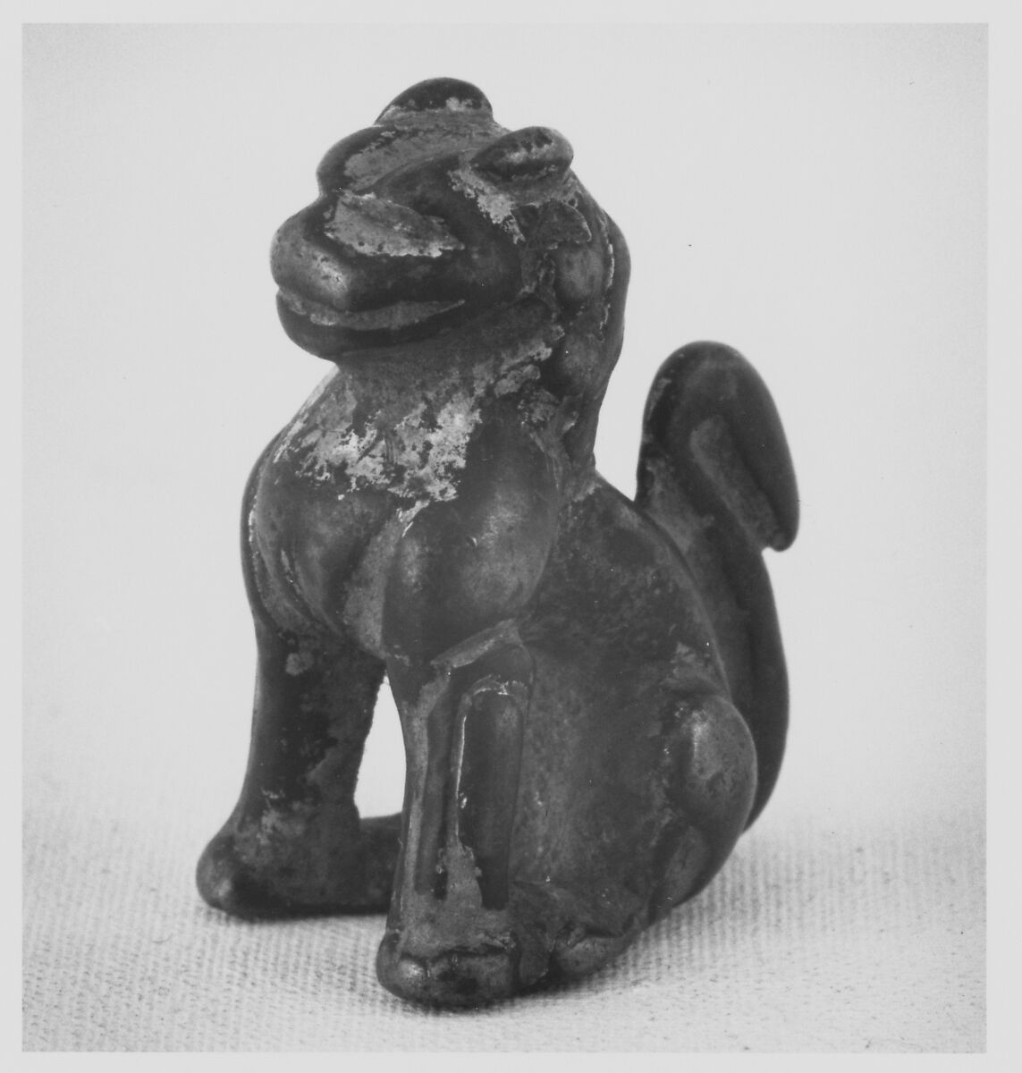 Lion, Gilt bronze, China 