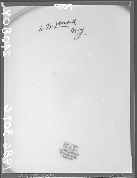 Plate, Anna B. Leonard, Porcelain, overglaze luster decoration, American