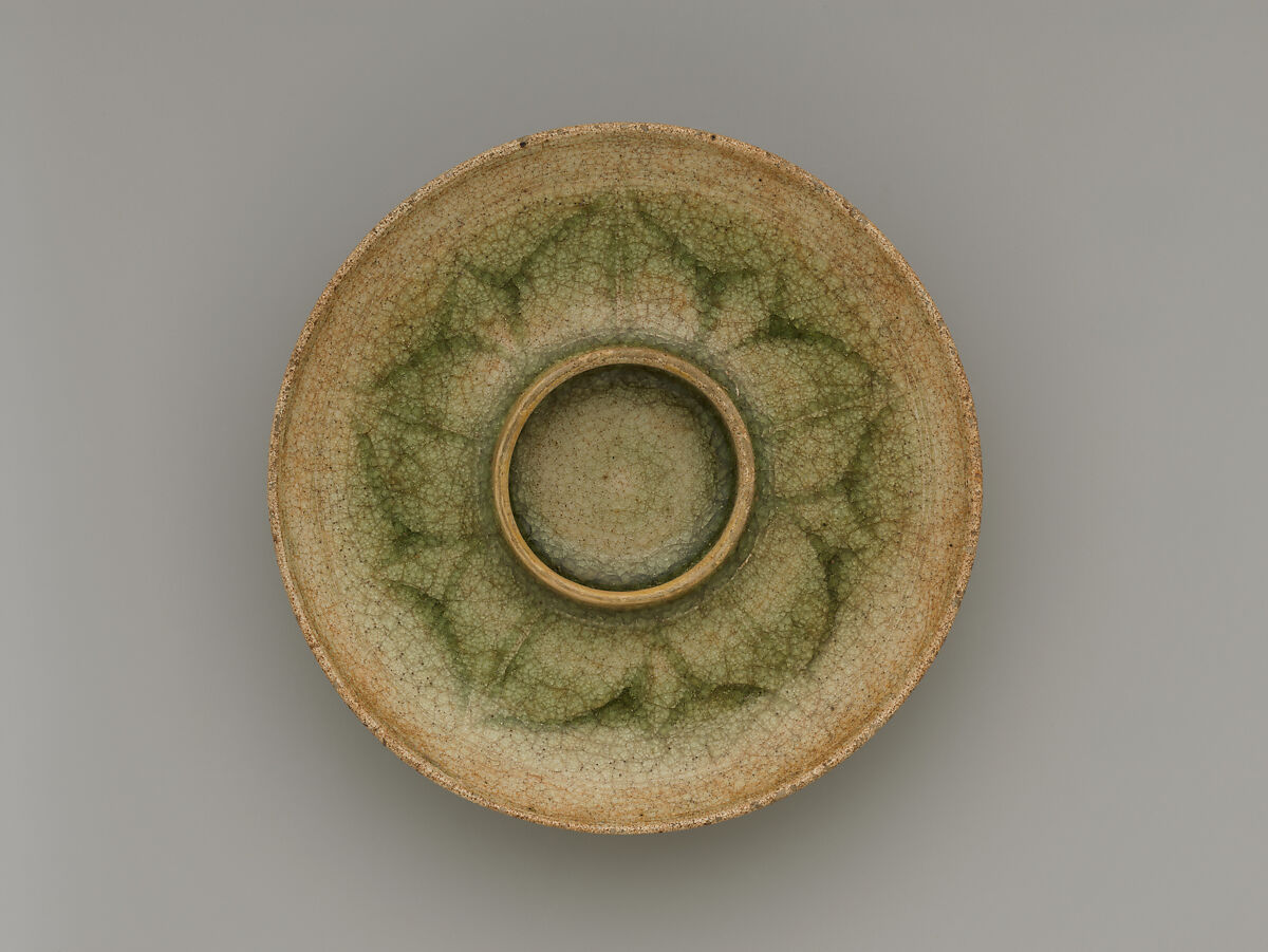 Tea bowl and saucer with lotus decoration, Stoneware with carved decoration under celadon glaze, China