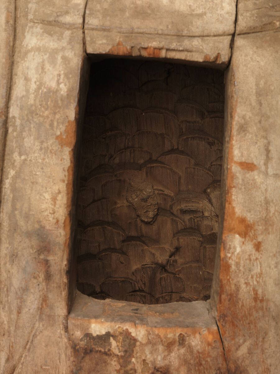 Buddha, probably Shakyamuni (Shijiamouni), Willow wood with pigment, China