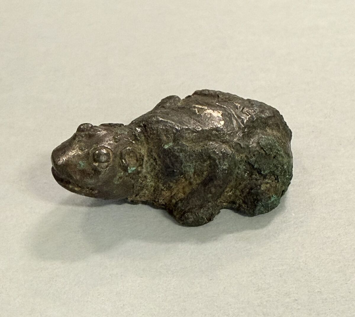 Standing figure, Bronze, China