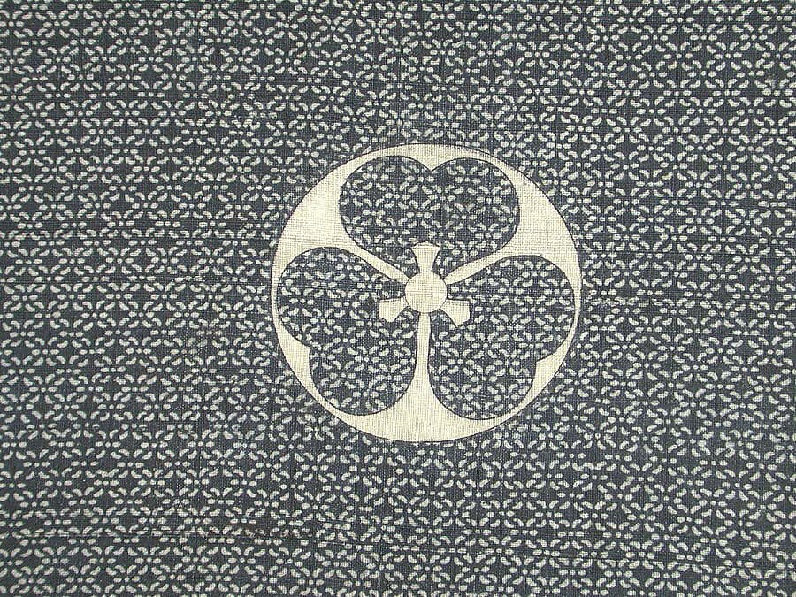 Kosode, Probably resist-dyed with repeating small pattern (komon) in white on gray, Japan