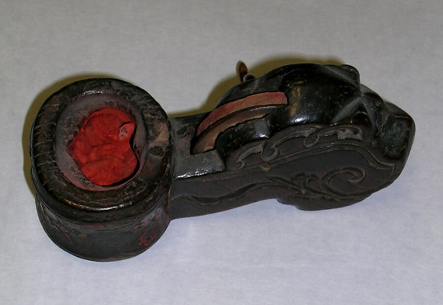 Carpenter's Chalk-Line, Lacquered wood, Japan