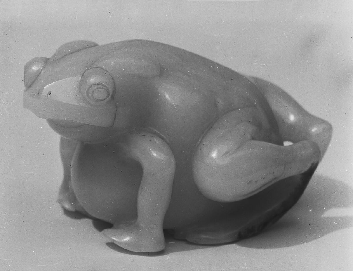 Crouching Frog, Jade (nephrite), China 