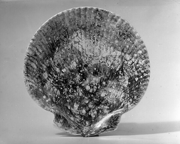 Plate, Josiah Wedgwood and Sons (British, Etruria, Staffordshire, 1759–present), Earthenware, lusterware, British (American market) 