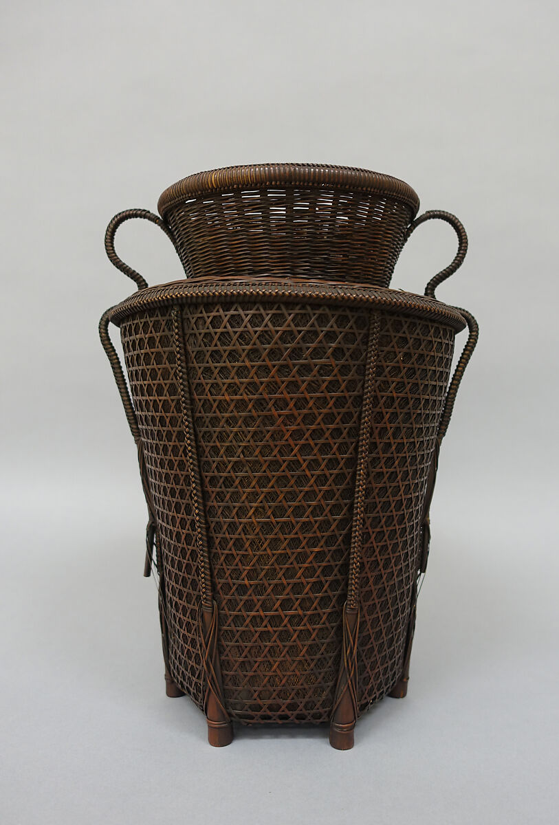 Karamono-Style Basket, Hemp palm, Japan
