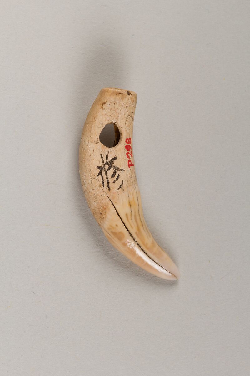 Body ornament, Bone, Japan 