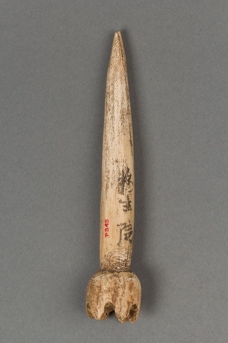Body ornament, Bone, Japan