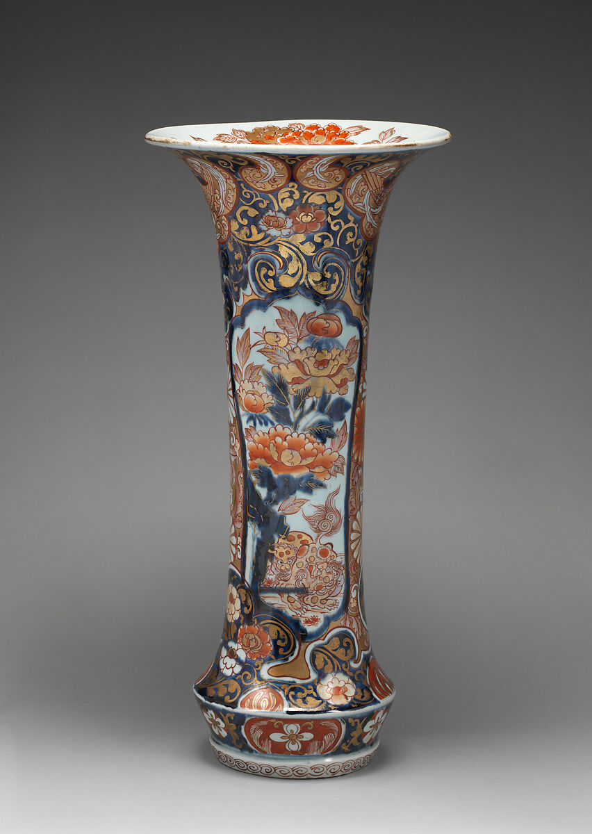 Beaker vase (part of an assembled garniture), Hard-paste porcelain with underglaze blue and overglaze enamel and gilding, Japanese, for export market (Hizen ware, Imari type) 