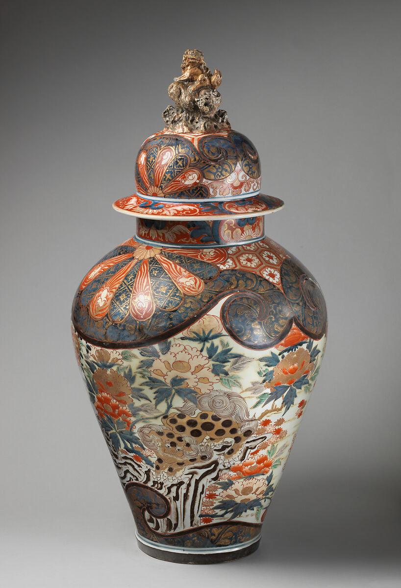 Baluster-shaped vase (part of an assembled garniture), Hard-paste porcelain with underglaze blue and overglaze enamel and gilding, Japanese, for export market (Hizen ware, Imari type)