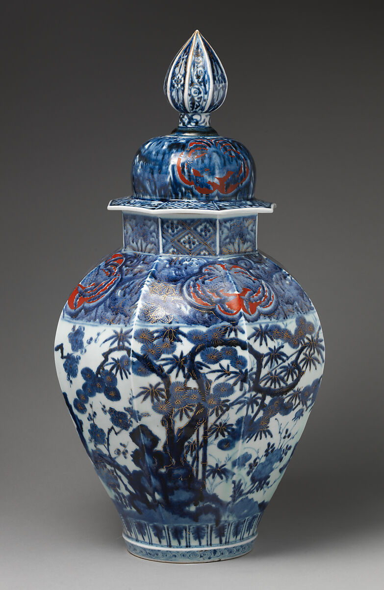 Covered jar with large finial, Porcelain, Japanese, for export market