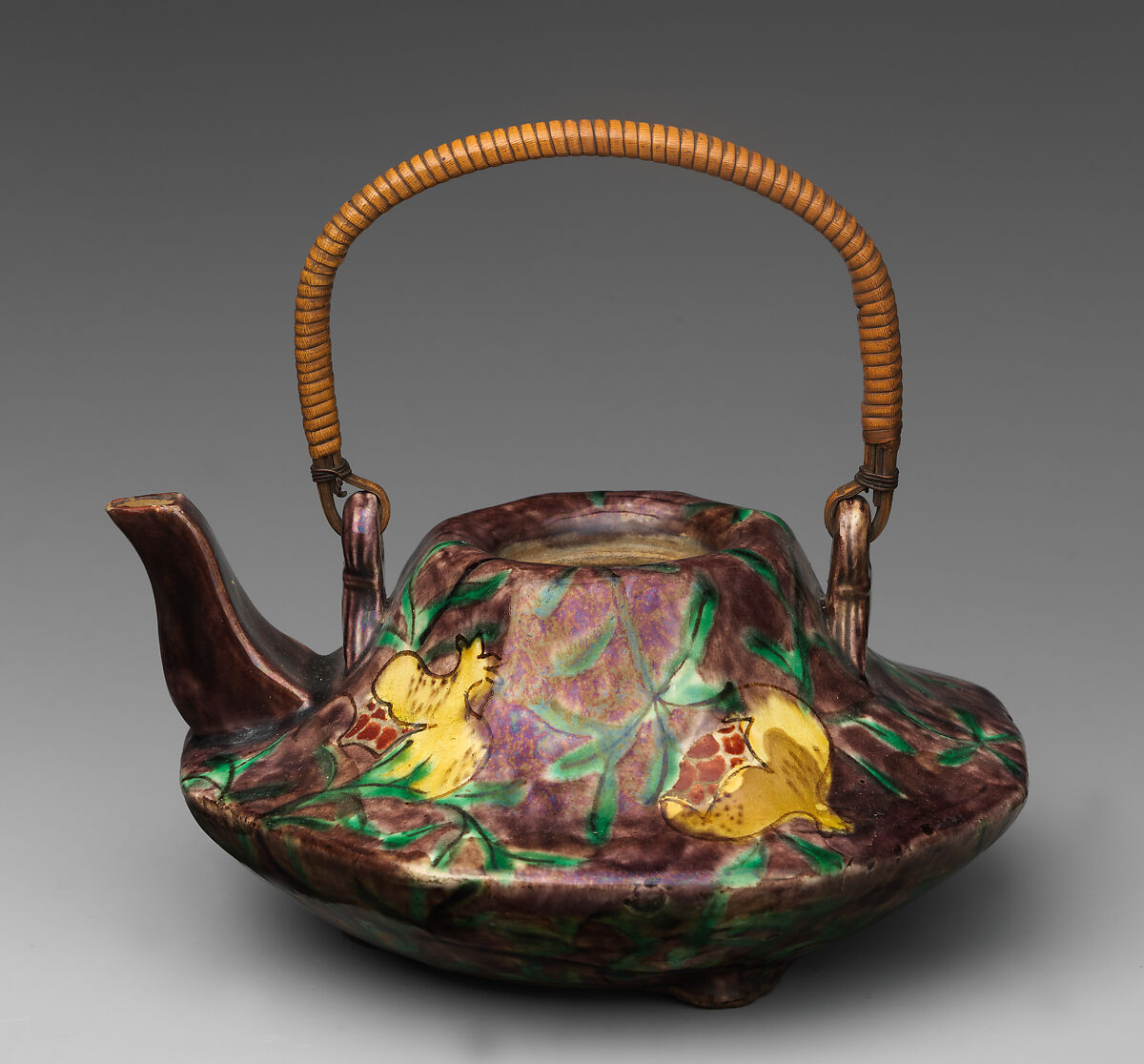Teapot, Pottery decorated with polychrome enamels; straw handle (Meppotani ware), Japan 