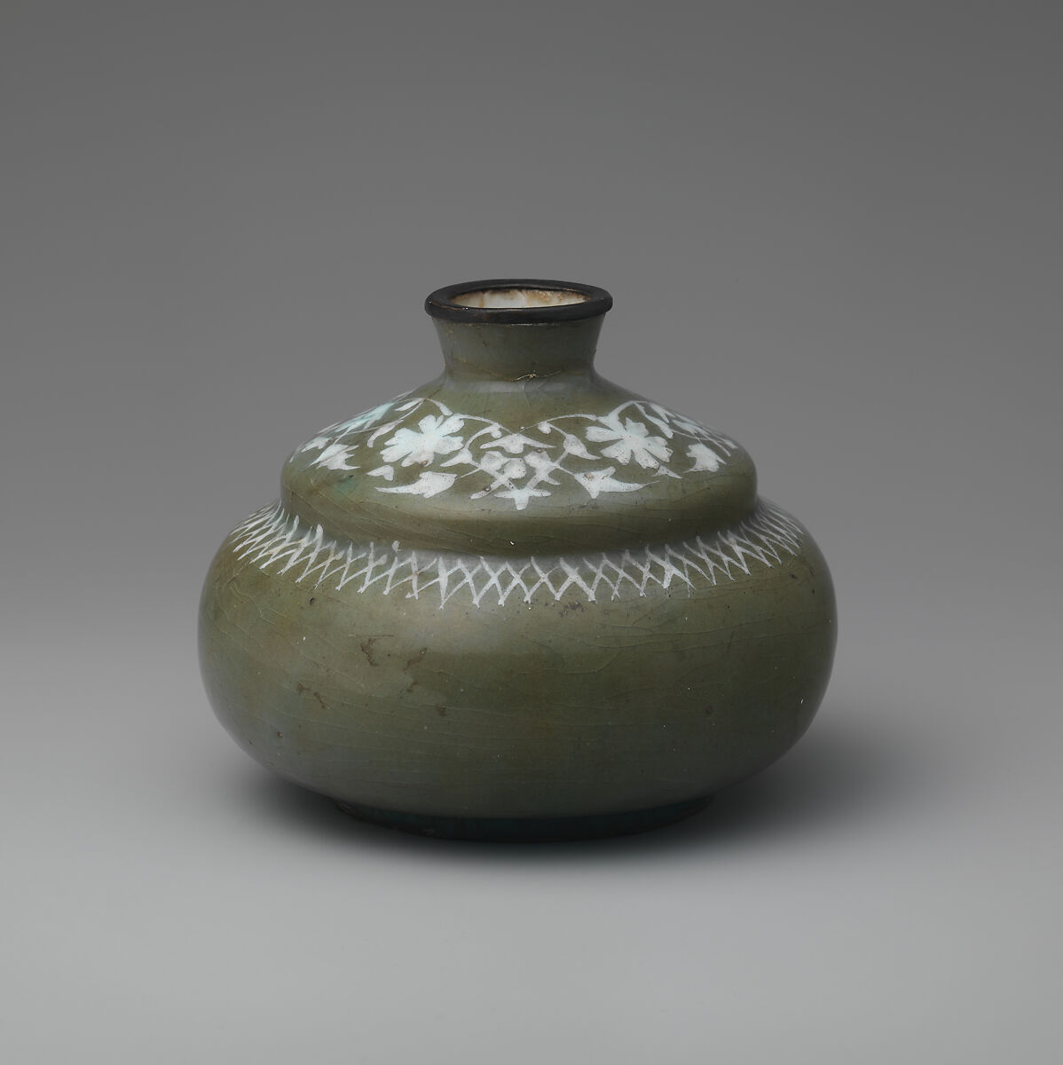 Vase, Stonepaste; slip-painted and glazed