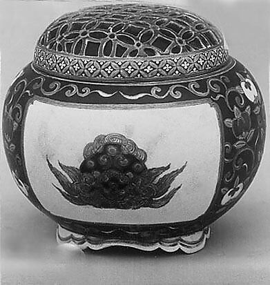Incense Burner, Pottery covered with crackled glaze and designs in enamels and gold; reticulated cover, also enameled (Satsuma ware), Japan 