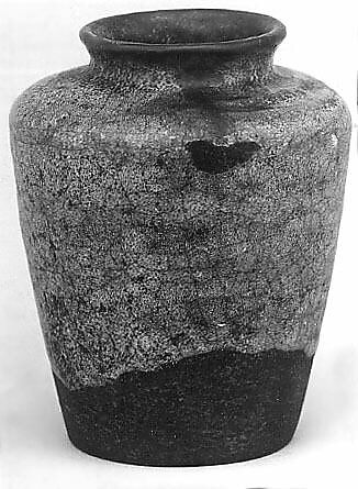 Tea Jar, Clay covered with a Raku glaze, crackled and blotched (Raku ware), Japan 