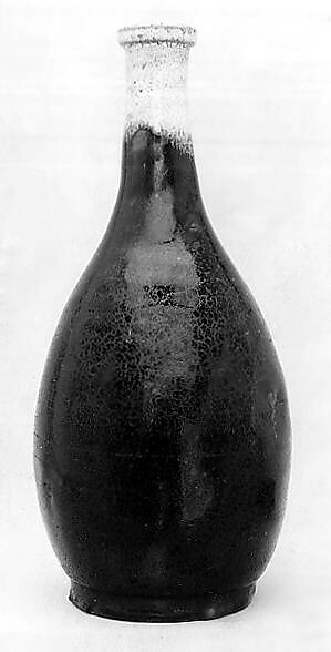 Bottle, Clay with glaze and a thick overglaze; the neck covered with a finely crackled glaze (Seto ware), Japan 