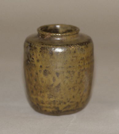 Tea Jar, Clay covered with dappled and streaked glaze; right-handed itogiri (Seto ware), Japan