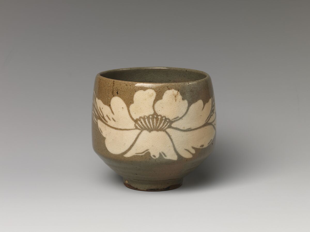 Tea Bowl with Peony Decoration, Stoneware with inlaid design (Yatsushiro ware), Japan 