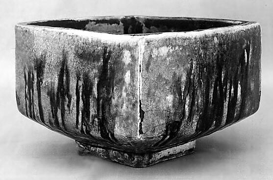 Square Bowl, Clay covered with white slip and a streaked glaze (Raku ware), Japan 