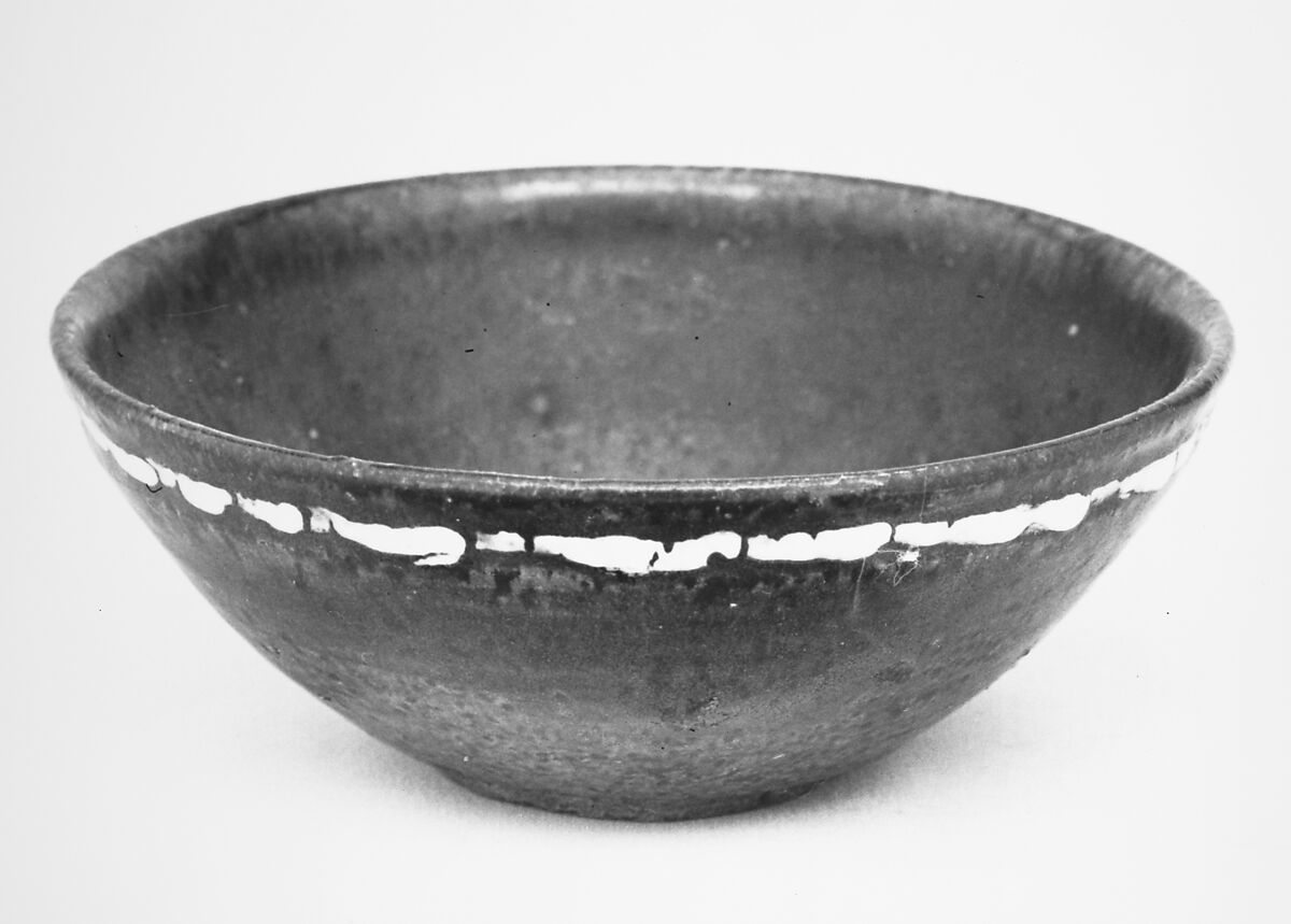 Teabowl, Nonomura Ninsei (Japanese, active ca. 1646–94), Clay covered with a warm Seto glaze and a border of white enamel (Awata ware), Japan 