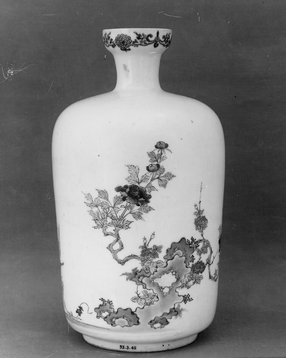 Bottle, White porcelain decorated with polychrome enamels (Arita ware, Kakiemon type), Japan 