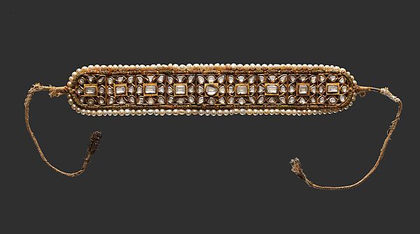 Guluband (Choker Necklace) or Bazuband (Upper Armband), Diamonds, pearls, gold and enamel 